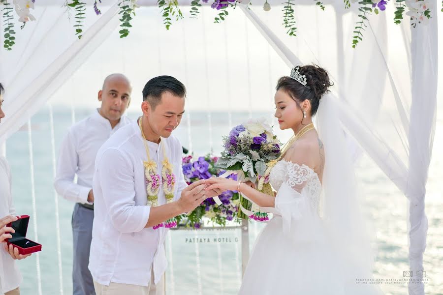 婚禮攝影師Ekapot Chaiwimol（fkstudio）。2020 9月7日的照片