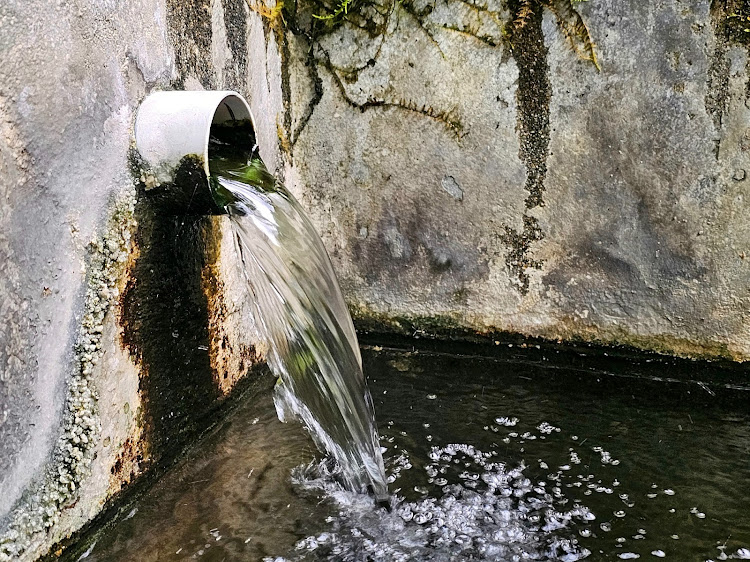 ハイラックスのオフ会・集い・温泉・見立の湯・秘湯に関するカスタム事例の投稿画像15枚目