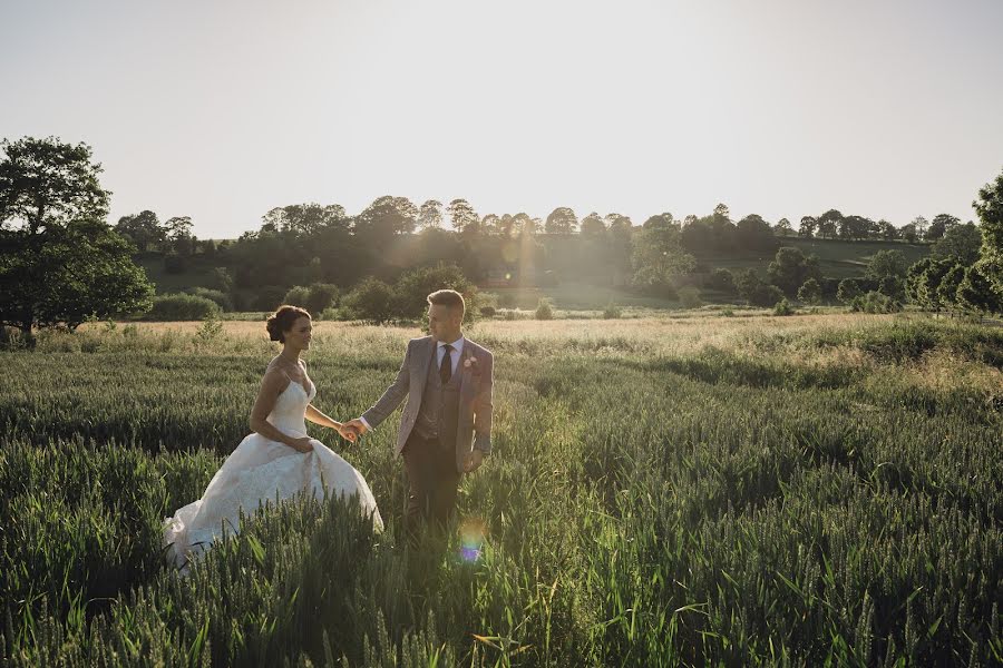 Wedding photographer Jess Yarwood (jessyarwoodphoto). Photo of 12 July 2019