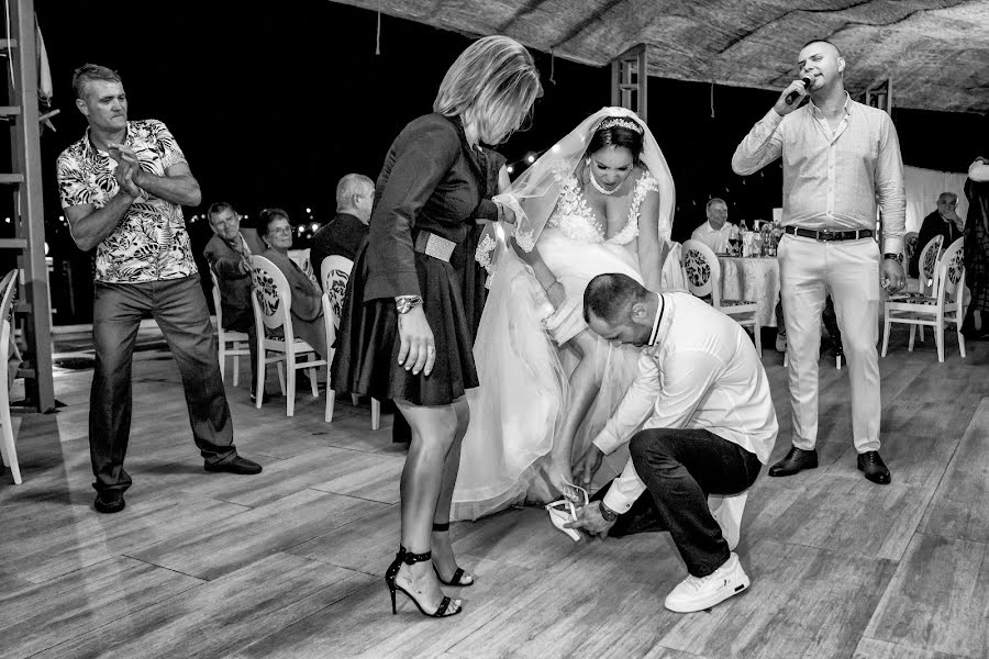 Fotógrafo de casamento Magdalena Gheonea (magdagheonea). Foto de 10 de fevereiro 2023