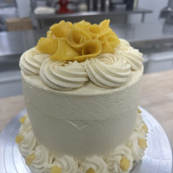 6” Organic gluten free, vegan mango cake