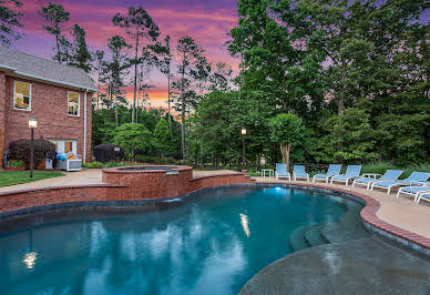 House with pool and garden 1