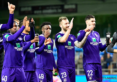 Anderlecht-spelers zien play-off 2 dichterbij komen: "Voor Brugge supporteren? Moeilijk, maar we hopen nu wel dat ze winnen"