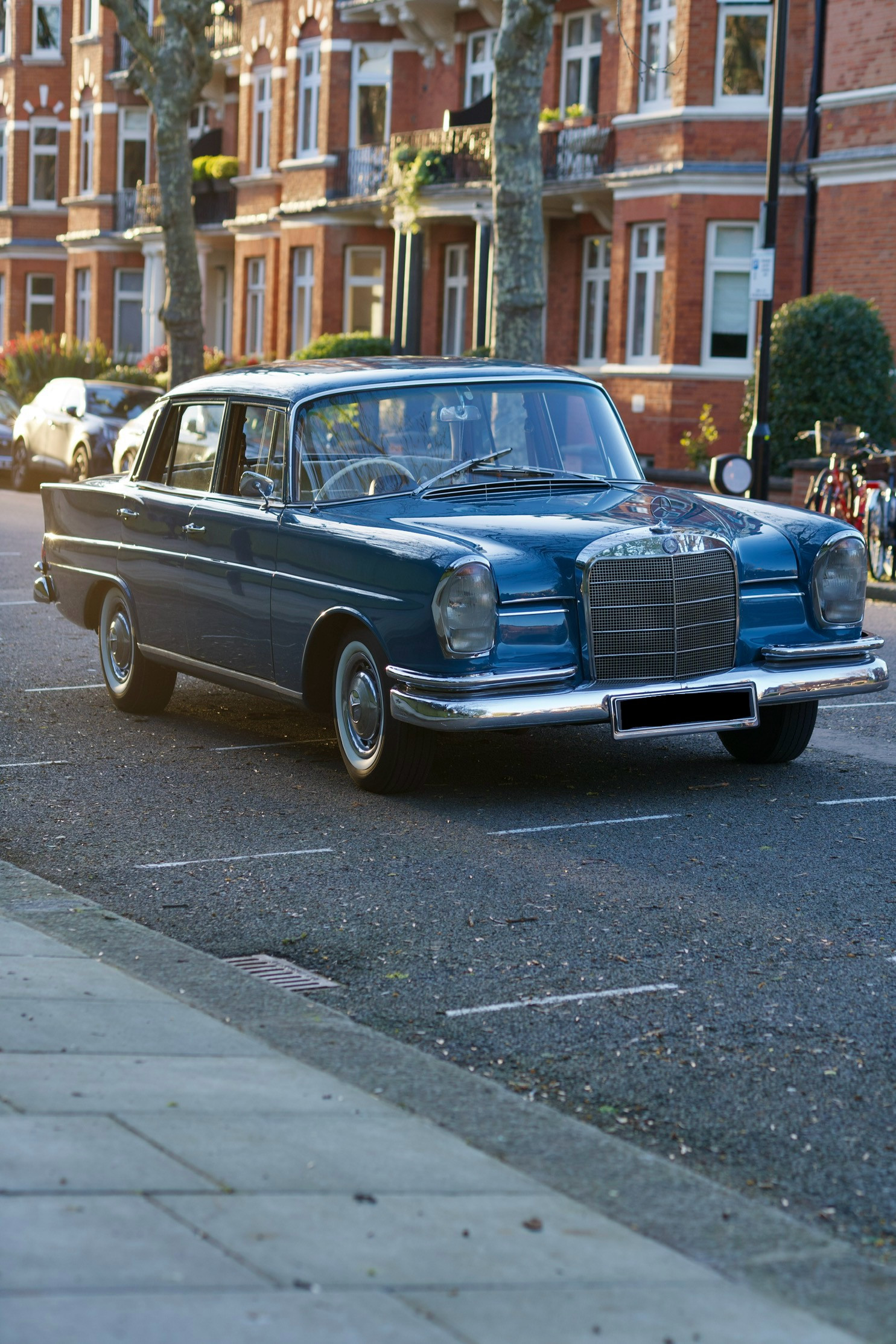 Mercedes Benz 220sb Hire London