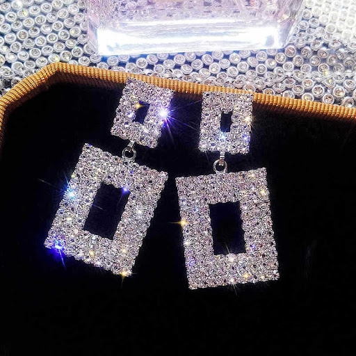 Title 3, Rhinestone European and American all-match stud...