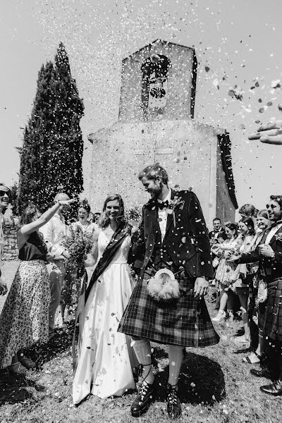 Fotografo di matrimoni Eugenie Smirnova (weddingfrance). Foto del 3 settembre 2023