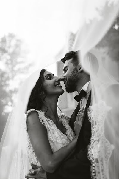 Fotografo di matrimoni Christophe Roy (studiom). Foto del 17 settembre 2019