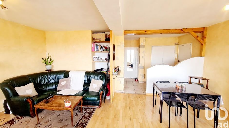 Vente appartement 3 pièces 62 m² à Firminy (42700), 78 000 €