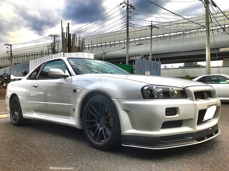 スカイライン GT-Rのドライブ・オイル交換・スカイライン・スカイラインGT-Rに関するカスタム事例の投稿画像1枚目