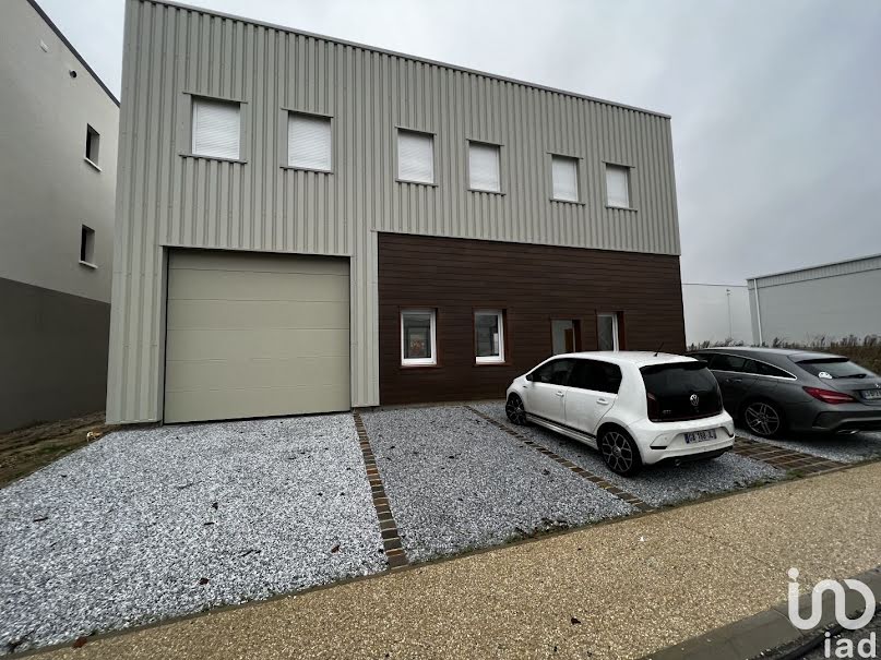 Location  locaux professionnels  219 m² à Perigny sur yerres (94520), 2 833 €