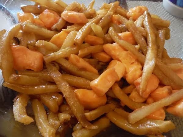 Authentic Canadian Poutine_image