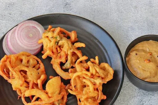 Onion Pakoda