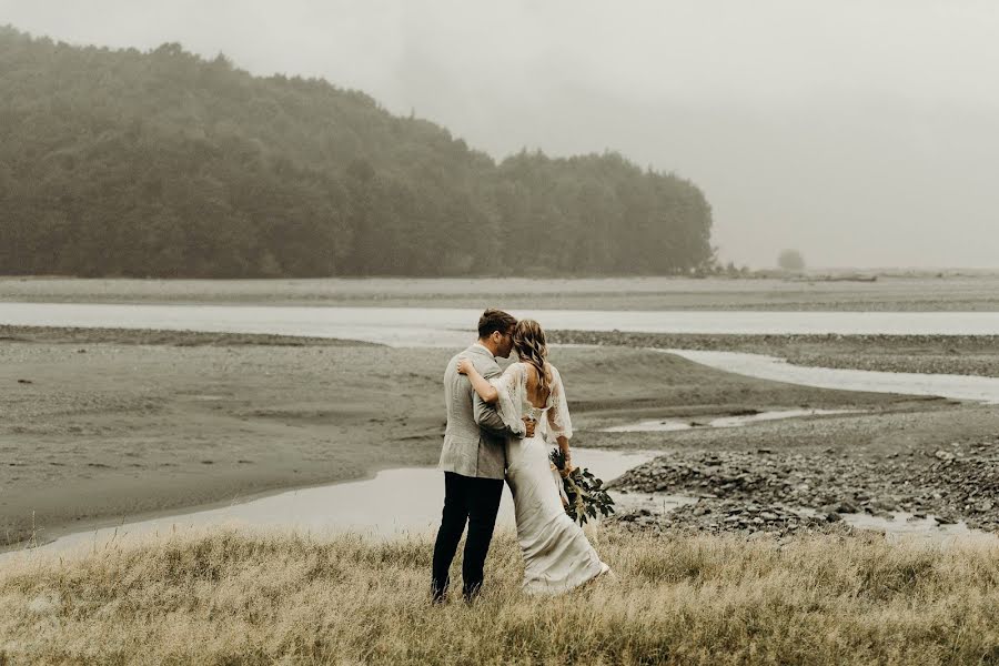 Fotografo di matrimoni Erin Isaacs (erinisaacs). Foto del 19 luglio 2018