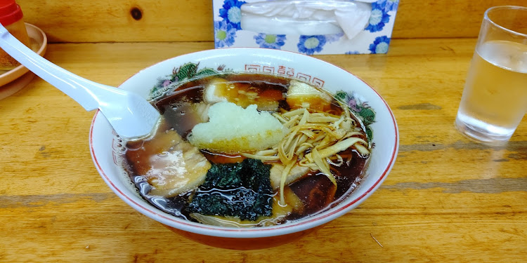 フィットのラーメン道・クルマが違う・ラパンは実用的で楽・クルマの色から涼を取る・フィットは有休に関するカスタム事例の投稿画像2枚目