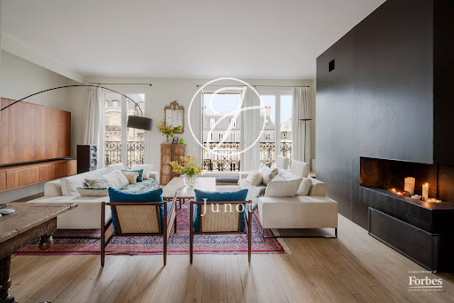 Apartment 4