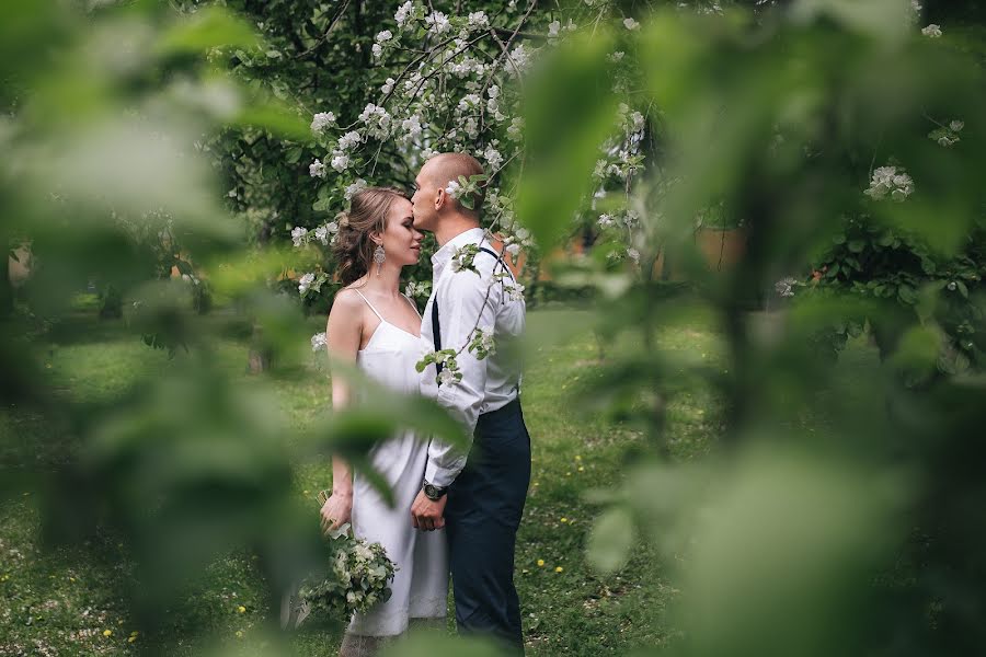 Bröllopsfotograf Svetlana Teterkina (isfoto). Foto av 31 augusti 2017