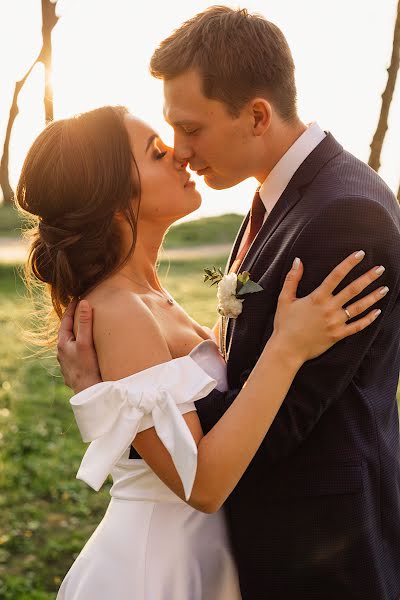 Fotógrafo de bodas Oksana Galakhova (galakhovaphoto). Foto del 16 de abril 2021