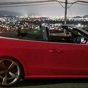 RS5 カブリオレ B8