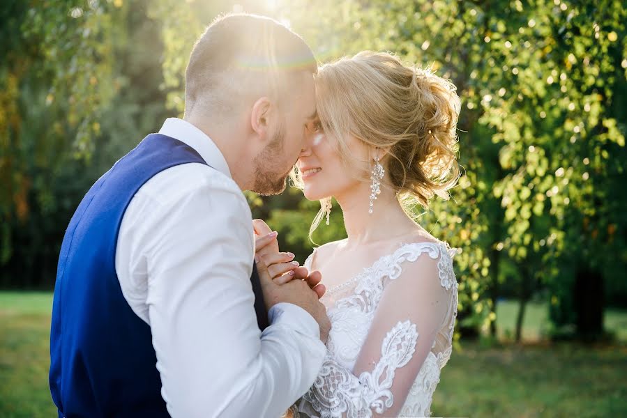 Fotógrafo de casamento Denis Mirskoy (pavelvasin). Foto de 11 de julho 2019