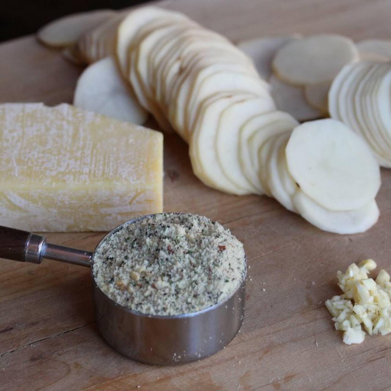 Italian Nut Crumbs Scalloped Potatoes