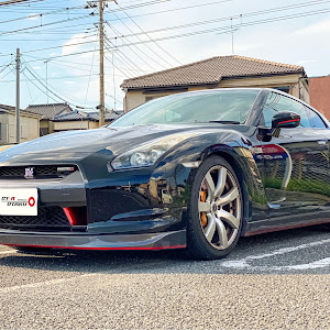 NISSAN GT-R R35