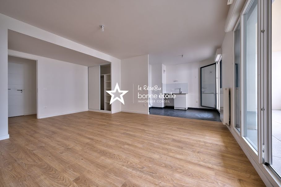 Vente appartement 4 pièces 87 m² à Saint-Ouen (93400), 702 000 €