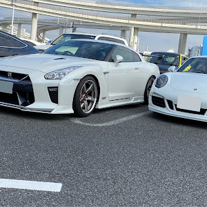 NISSAN GT-R R35