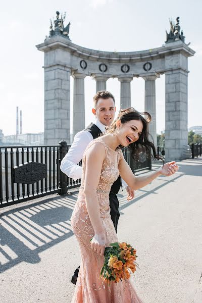 Wedding photographer Tatyana Tueva (lixoo). Photo of 1 December 2018