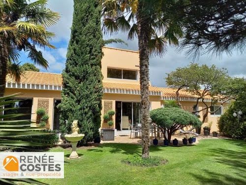 Vente viager 7 pièces 325 m² à Pornic (44210), 57 800 €