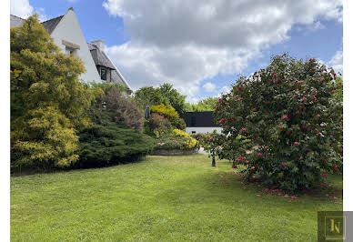 House with terrace 13