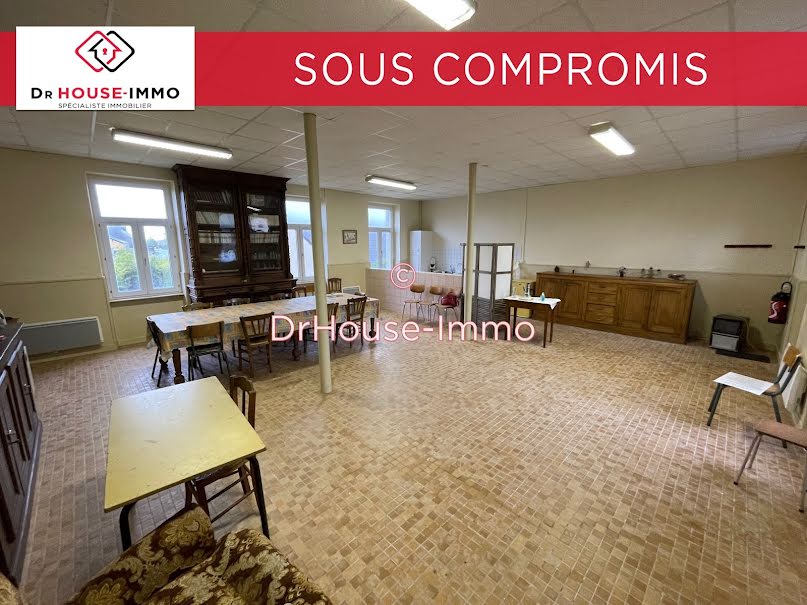 Vente maison 3 pièces 152 m² à Guissény (29880), 106 000 €