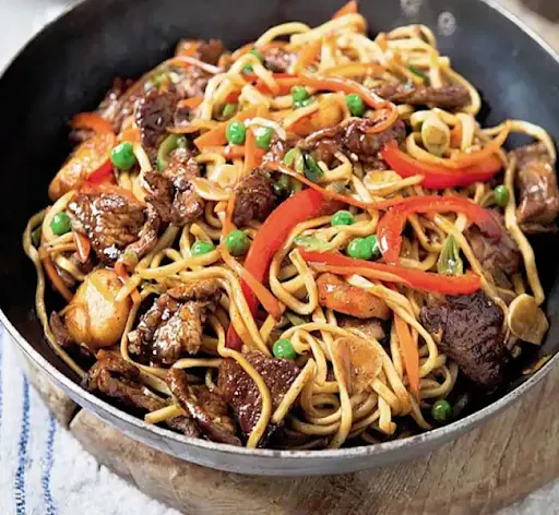 Pork Mixed Hakka Noodles