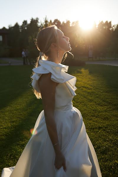 Fotografo di matrimoni Anna Bazhanova (annabazhanova). Foto del 4 dicembre 2023