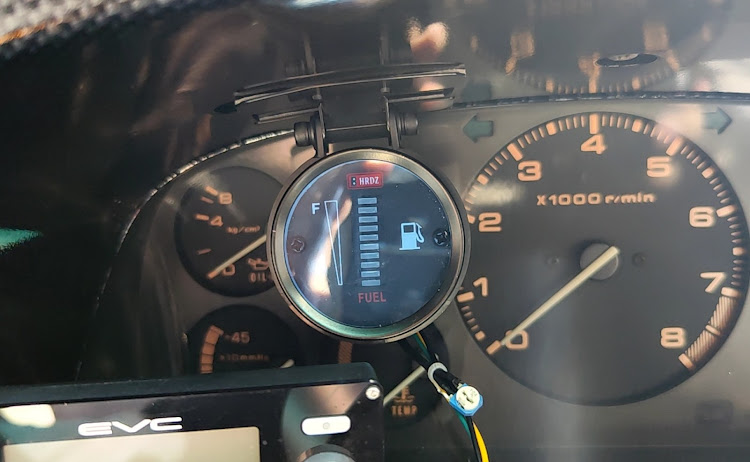 RX-7のDIY・エアコンパネルLED化・燃料残量がわかりましぇん！！・中華の怪しい燃料計・あちこち割れてるお年頃（年式）に関するカスタム事例の投稿画像5枚目