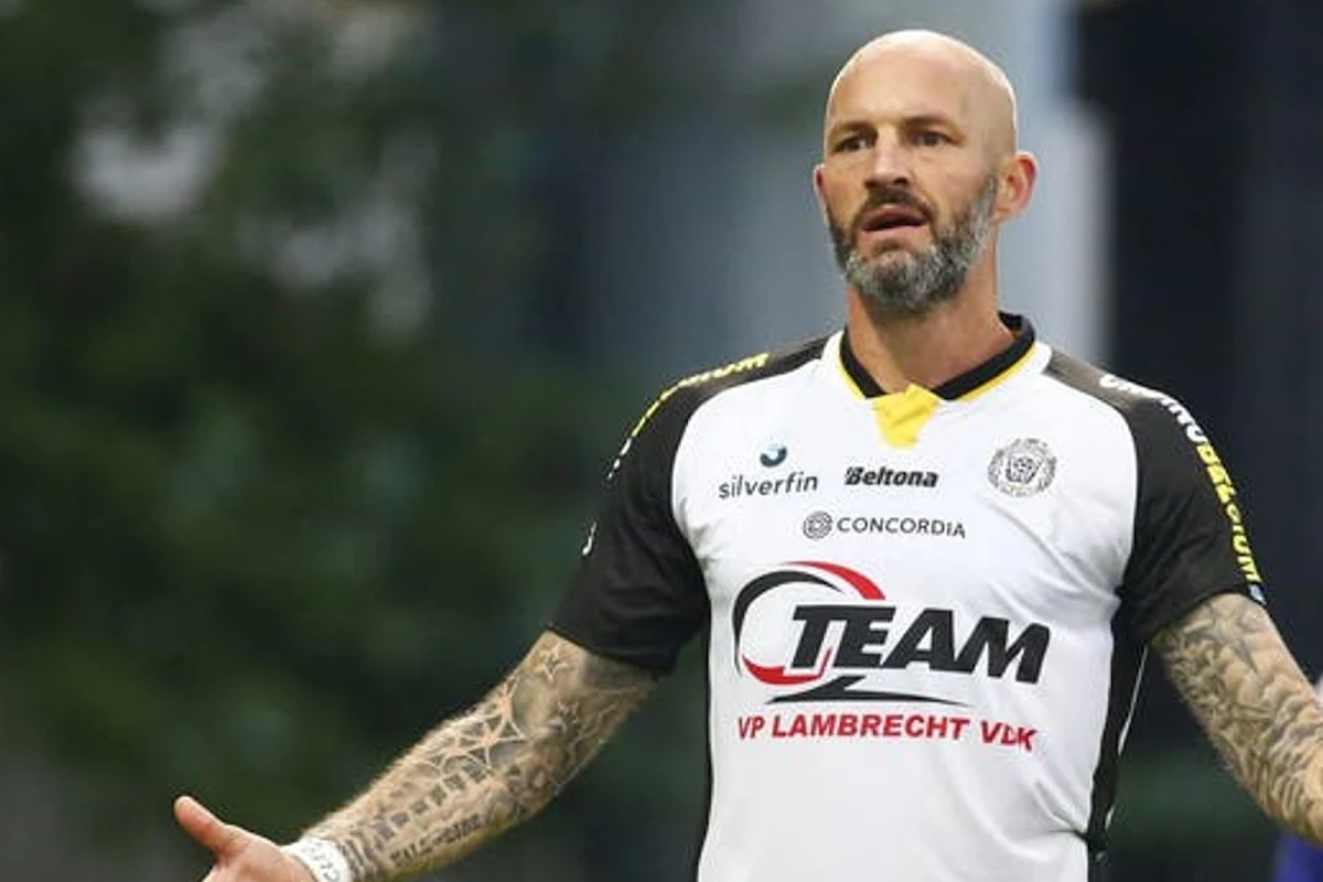 Jelle Van Damme est "très fâché": "Mais c'est pour les supporters et les jeunes que c'est le pire" 