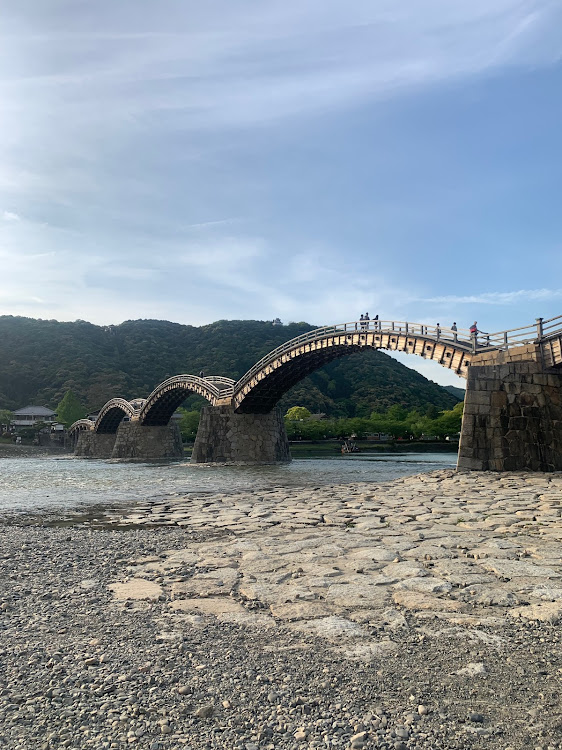 ステップワゴンのステップワゴンスパーダ・テイン車高調・錦帯橋・津和野・いろり山賊に関するカスタム事例の投稿画像2枚目