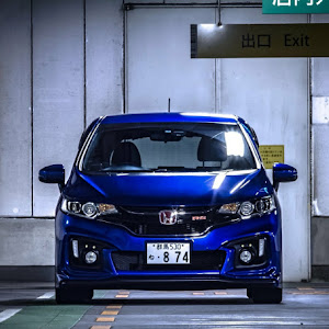 フィット GK5