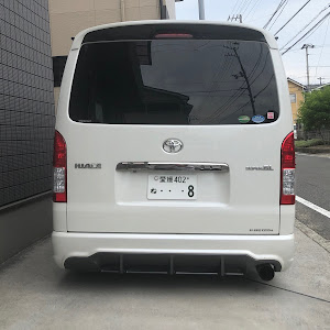 ハイエースバン TRH200V