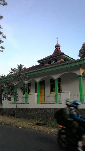 Masjid Belum Ada Nama