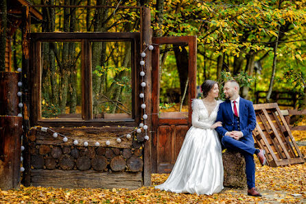 Fotógrafo de casamento Petronela Serbanescu (petronela-serba). Foto de 5 de janeiro