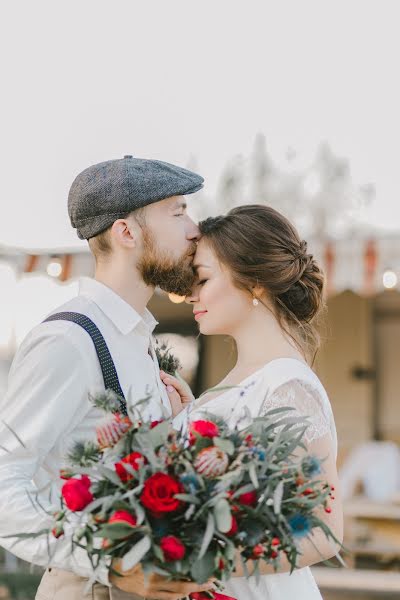 Photographe de mariage Aleksandra Delovaya (nofunnybusiness). Photo du 12 mars 2019