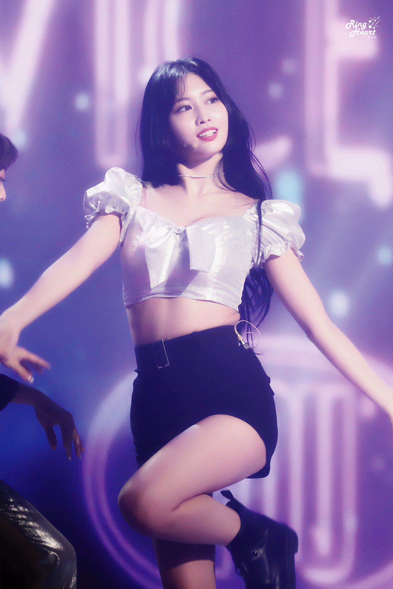 momo crop 5