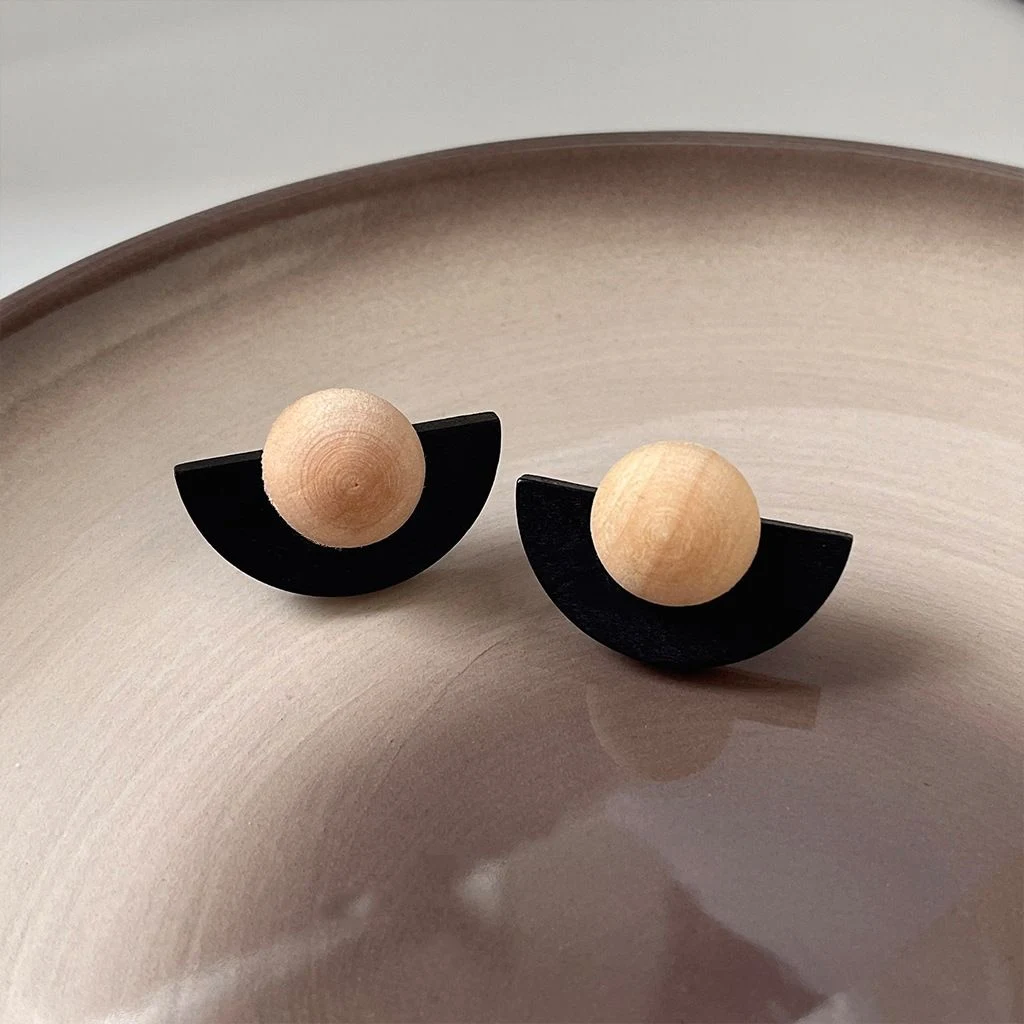Title 3, Boucles doreilles clous en demi-cercle en arge...