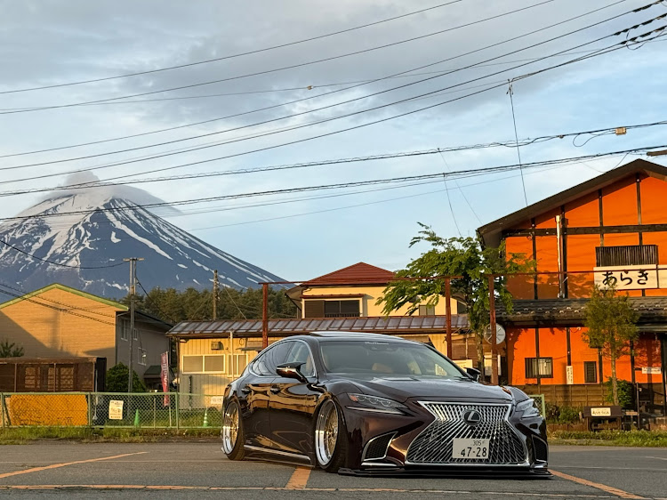 LSのBBS SUPER RS特注21inch鍛造リム+硬質クロムメッキ・ls500・#セルクラチャンネル・#スーパーRS・レクサスに関するカスタム事例の投稿画像3枚目