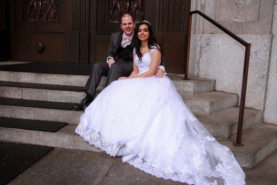 Fotógrafo de casamento Larisa Linca (larisalinca). Foto de 10 de janeiro 2019