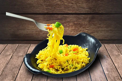 Bread Bash Special Maggi