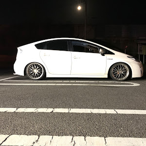 プリウス ZVW30