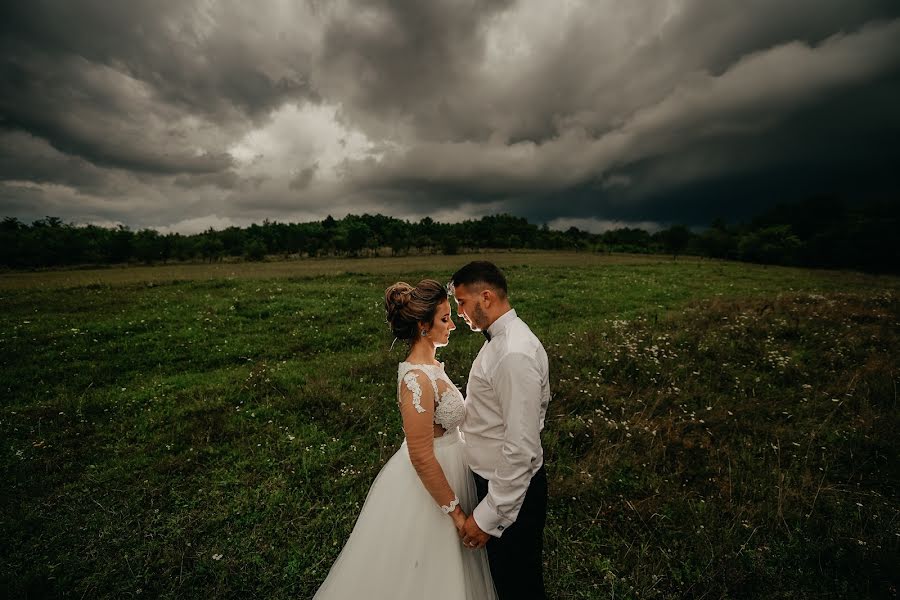 Pulmafotograaf Catalin Gogan (gogancatalin). Foto tehtud 2 august 2018