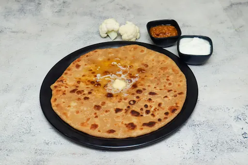 Gobi Tawa Paratha [Large] With Green Chutney & Pickle