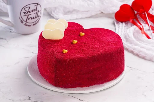 Heart Shaped Red Velvet Cake (500 Gm)